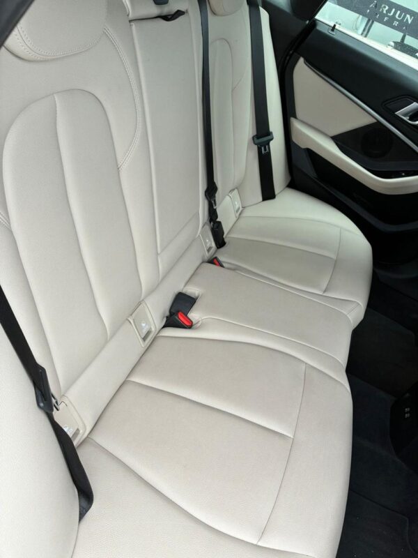 BMW 220I GRAN COUPE M SPORT - Image 7