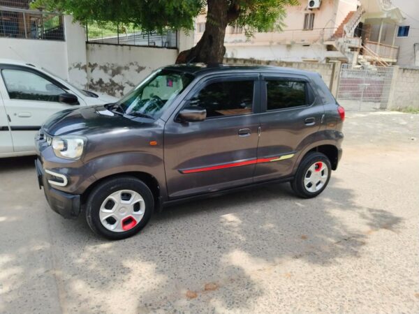 Maruti Suzuki S-Presso VXI+ - Image 9