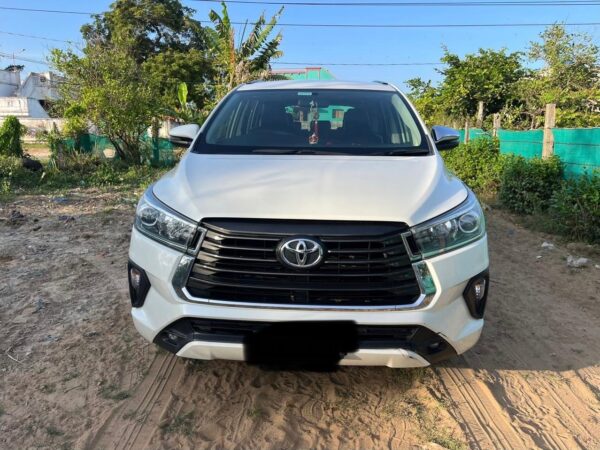 Toyota Innova Crysta